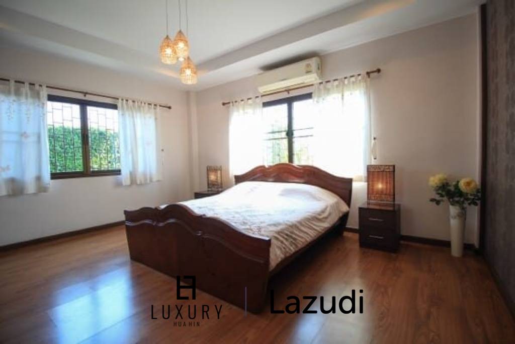 Great Design 3 Storey Pool Villa with great views