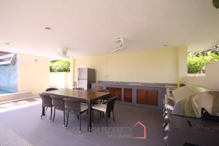 Good Quality 3 Bedroom Pool Villa On A Nice End Plot
