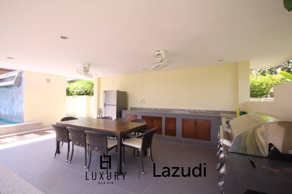 Good Quality 3 Bedroom Pool Villa On A Nice End Plot