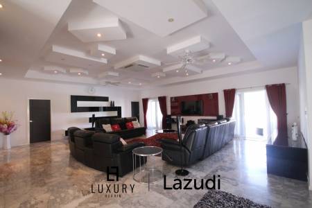 Good Quality 3 Bedroom Pool Villa On A Nice End Plot