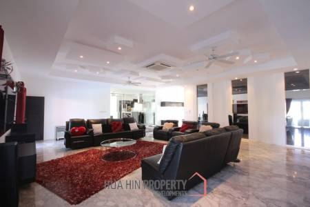 Good Quality 3 Bedroom Pool Villa On A Nice End Plot
