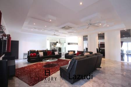 Good Quality 3 Bedroom Pool Villa On A Nice End Plot