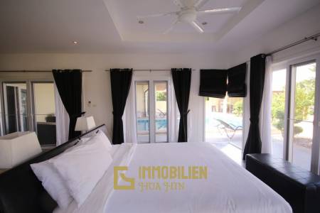 Gute Qualität, 3 Schlafzimmer Pool Villa auf einer schönen end Parzelle