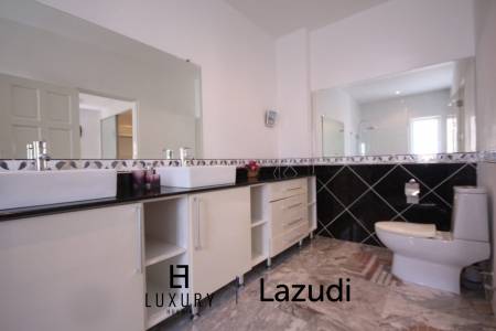 Good Quality 3 Bedroom Pool Villa On A Nice End Plot