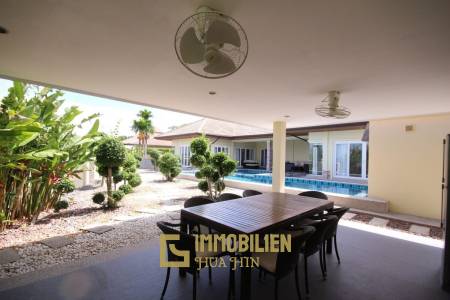 Gute Qualität, 3 Schlafzimmer Pool Villa auf einer schönen end Parzelle