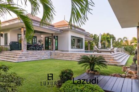 Exclusive Pool Villa im Bali-Stil mit 4 Schlafzimmern