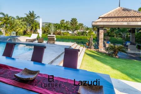 Exclusive Pool Villa im Bali-Stil mit 4 Schlafzimmern