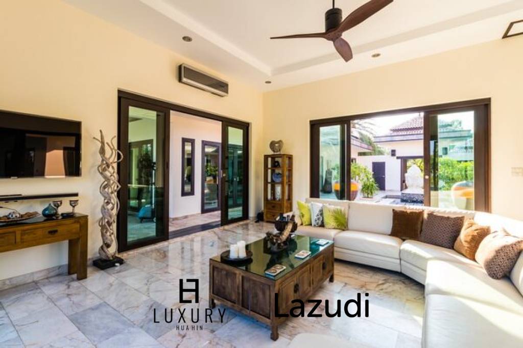 Exclusive Pool Villa im Bali-Stil mit 4 Schlafzimmern