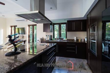 Luxury Bali Style 4 Bedroom Pool Villa