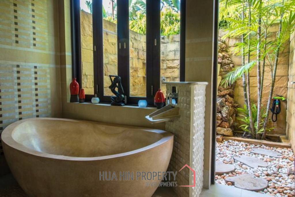 Luxury Bali Style 4 Bedroom Pool Villa