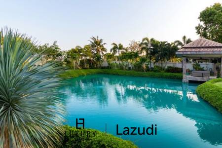 Exclusive Pool Villa im Bali-Stil mit 4 Schlafzimmern