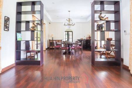 Stunning 3 Bedroom Bali Style Pool Villa in Soi 114