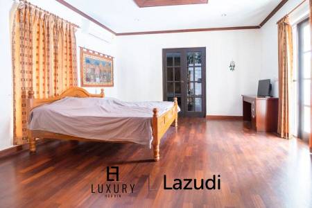 Stunning 3 Bedroom Bali Style Pool Villa in Soi 114