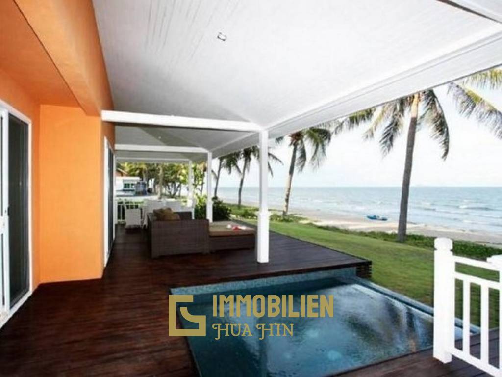 Absolute Beachfront 3 Bedroom Luxury Villa