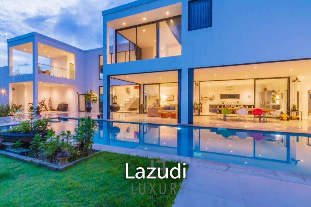La Lua : Modern 4 Bedroom 2 Storey Villa With Great Views