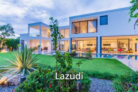 La Lua : Modern 4 Bedroom 2 Storey Villa With Great Views