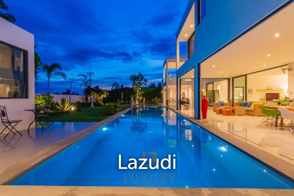 La Lua : Modern 4 Bedroom 2 Storey Villa With Great Views