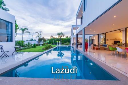 La Lua : Modern 4 Bedroom 2 Storey Villa With Great Views
