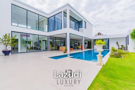 La Lua : Modern 4 Bedroom 2 Storey Villa With Great Views