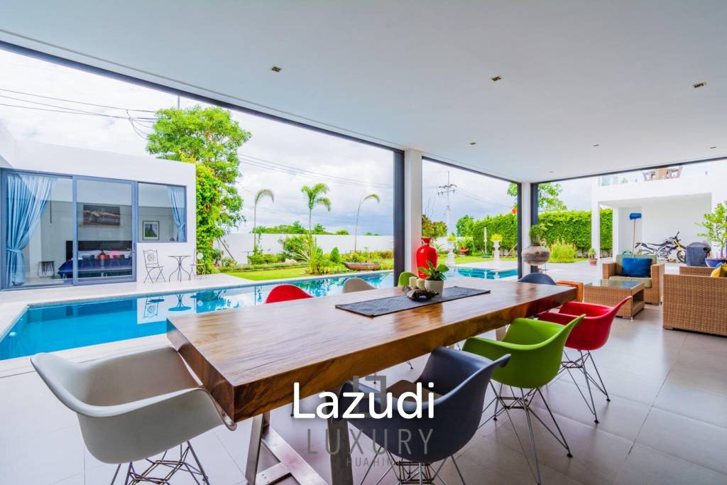 La Lua : Modern 4 Bedroom 2 Storey Villa With Great Views