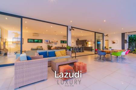 La Lua : Modern 4 Bedroom 2 Storey Villa With Great Views