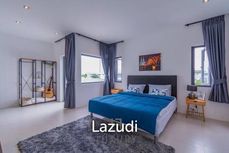 La Lua : Modern 4 Bedroom 2 Storey Villa With Great Views