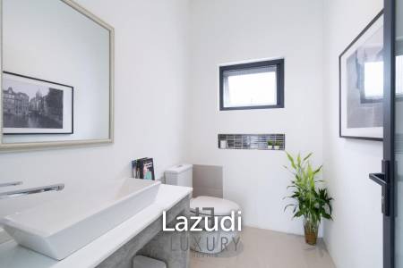 La Lua : Modern 4 Bedroom 2 Storey Villa With Great Views