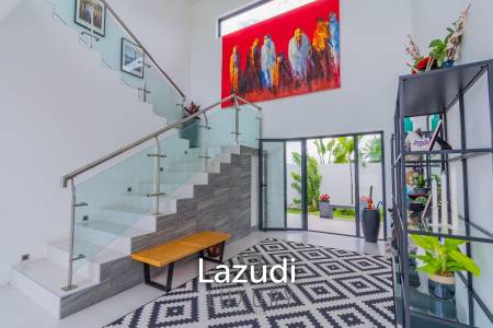 La Lua : Modern 4 Bedroom 2 Storey Villa With Great Views