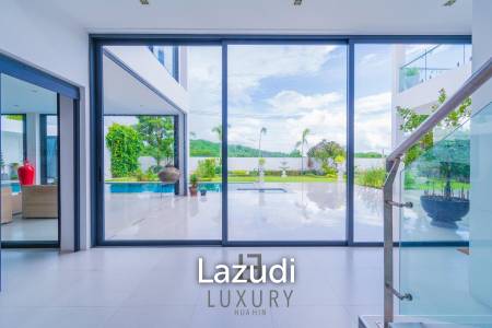 La Lua : Modern 4 Bedroom 2 Storey Villa With Great Views