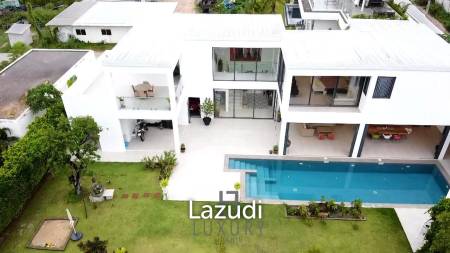 La Lua : Modern 4 Bedroom 2 Storey Villa With Great Views