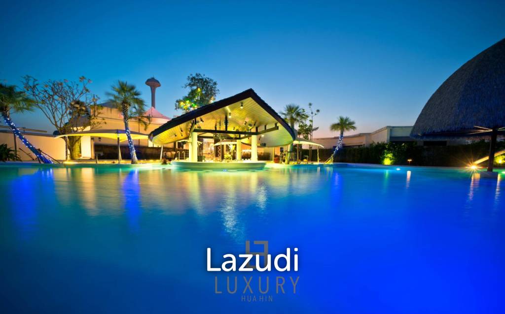 La Lua : Modern 4 Bedroom 2 Storey Villa With Great Views