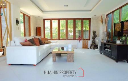 Phu Montra : Luxury 3 Bedroom Pool Villa