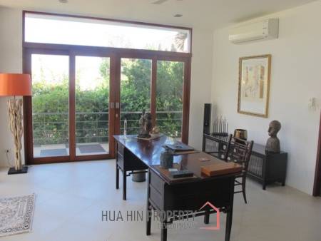 Phu Montra : Luxury 3 Bedroom Pool Villa