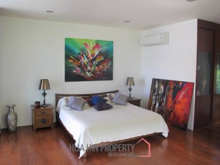 Phu Montra : Luxury 3 Bedroom Pool Villa