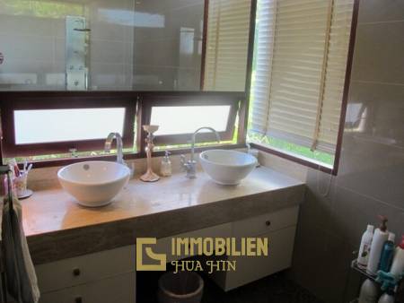 987 qm 3 Bett Haus Für Verkauf
