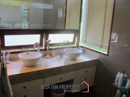Phu Montra : Luxury 3 Bedroom Pool Villa