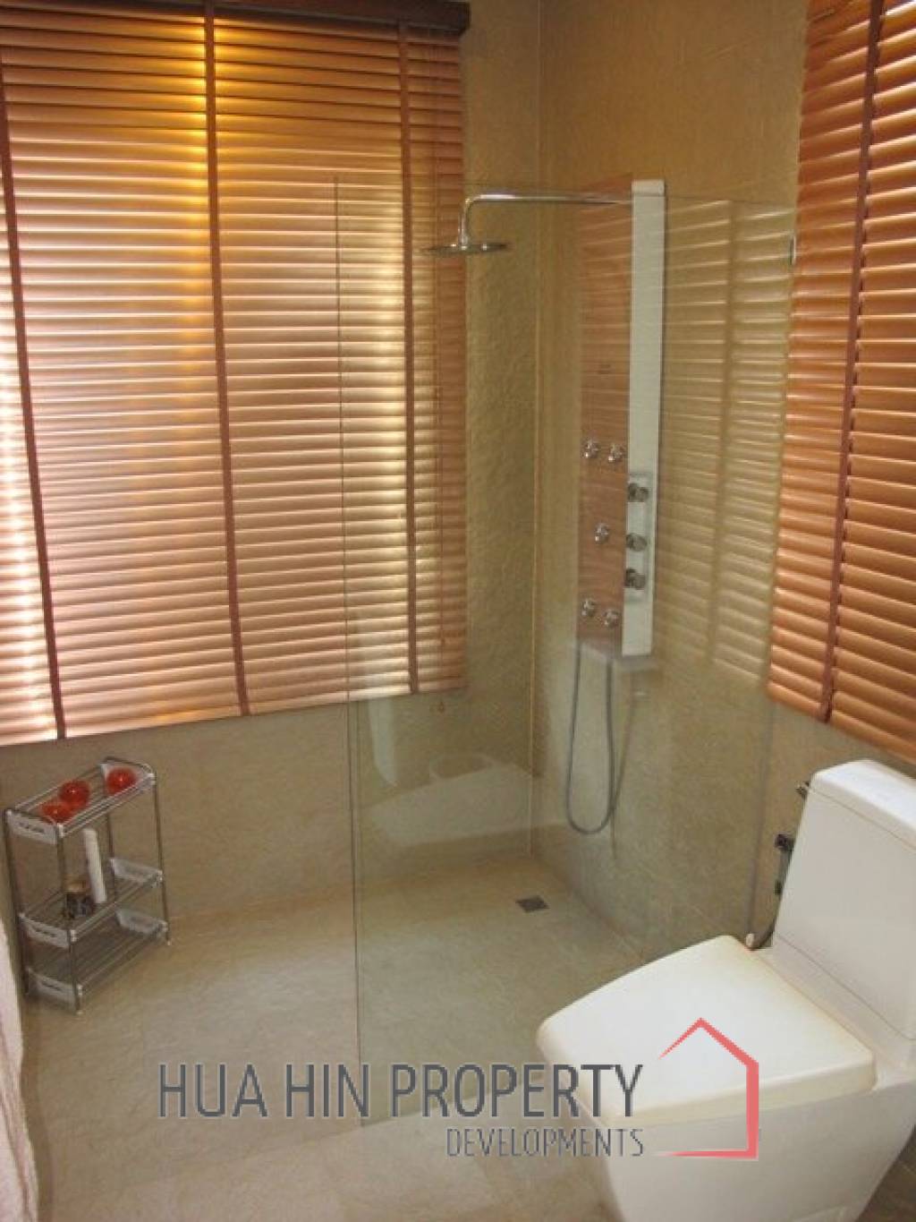 Phu Montra : Luxury 3 Bedroom Pool Villa