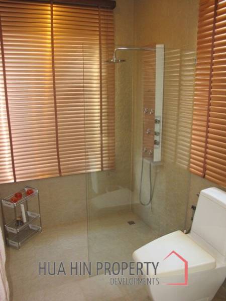 Phu Montra : Luxury 3 Bedroom Pool Villa