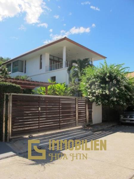 987 qm 3 Bett Haus Für Verkauf