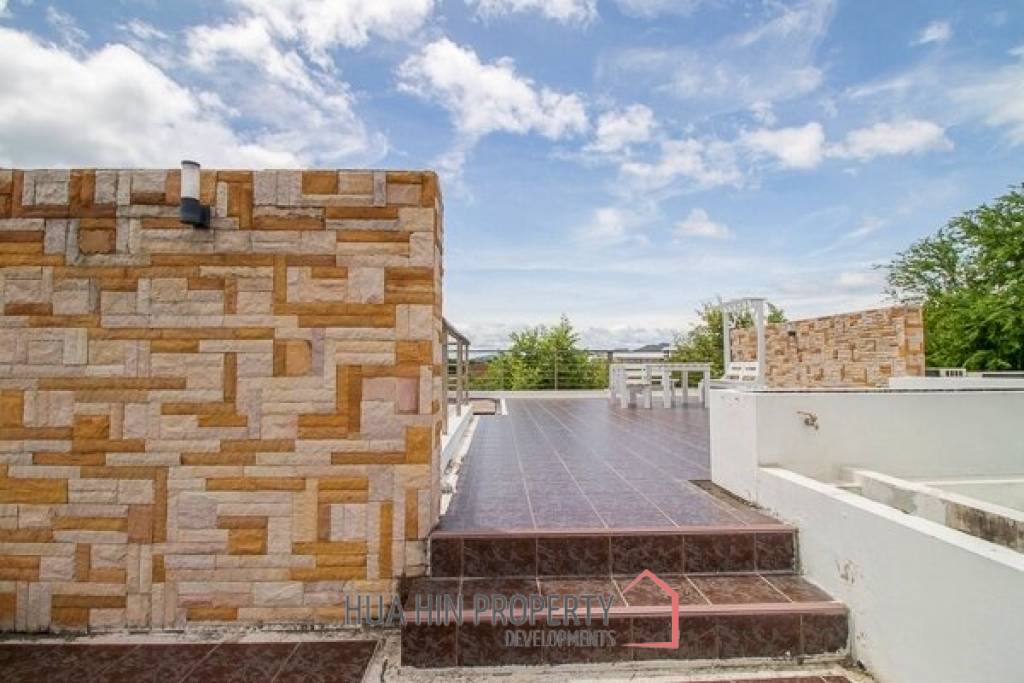 Modern 3 Bedroom Villa