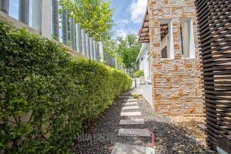 Modern 3 Bedroom Villa