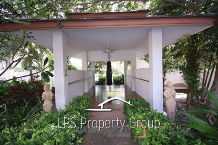 Wonderful 2 Storey 5 Bedroom Pool Villa