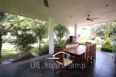 Wonderful 2 Storey 5 Bedroom Pool Villa