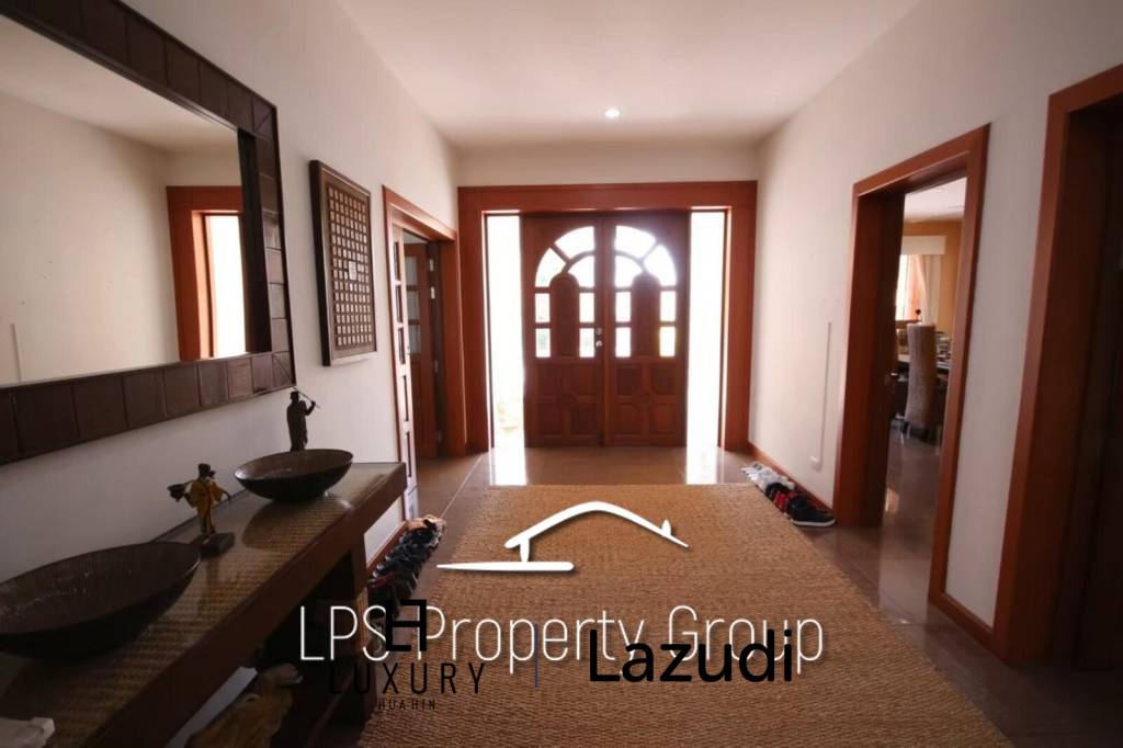 Wonderful 2 Storey 5 Bedroom Pool Villa