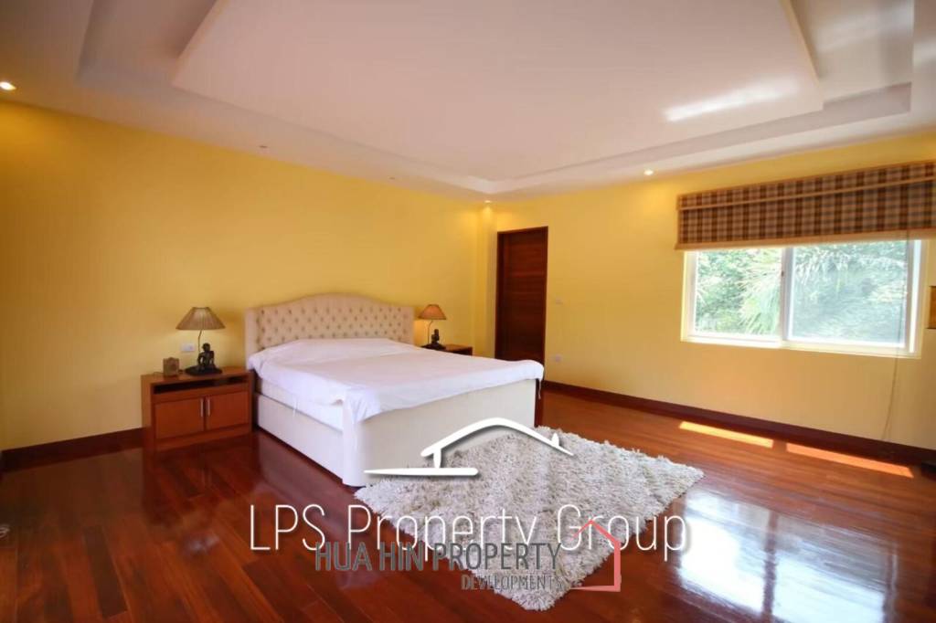 Wonderful 2 Storey 5 Bedroom Pool Villa