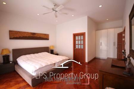 Wonderful 2 Storey 5 Bedroom Pool Villa