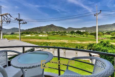 Luxury 3 Storey Pool Villa nr Black Mountain Golf Course