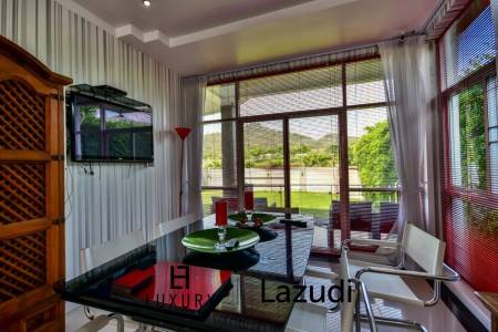 Luxury 3 Storey Pool Villa nr Black Mountain Golf Course