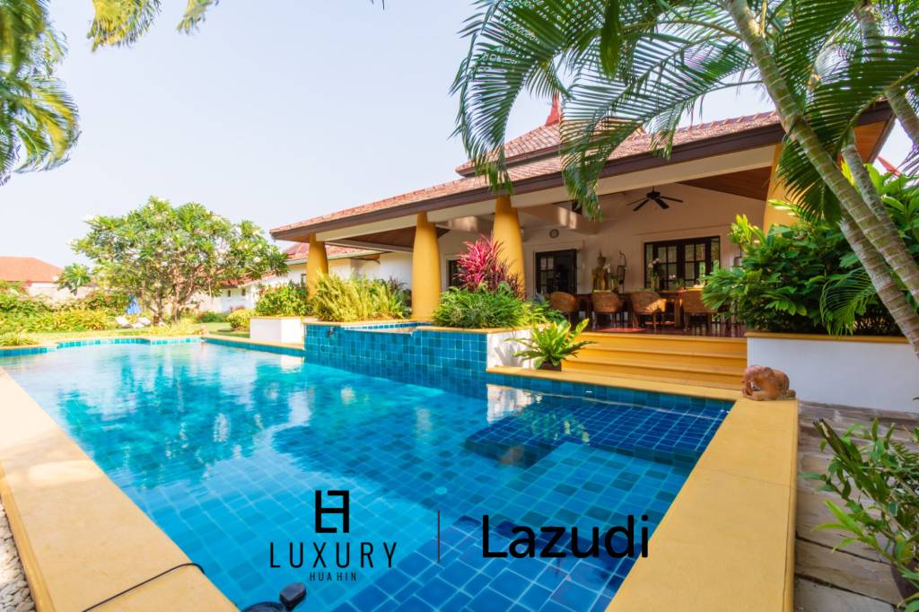 Luxury 5 Bedroom Bali Style Villa - Close to town