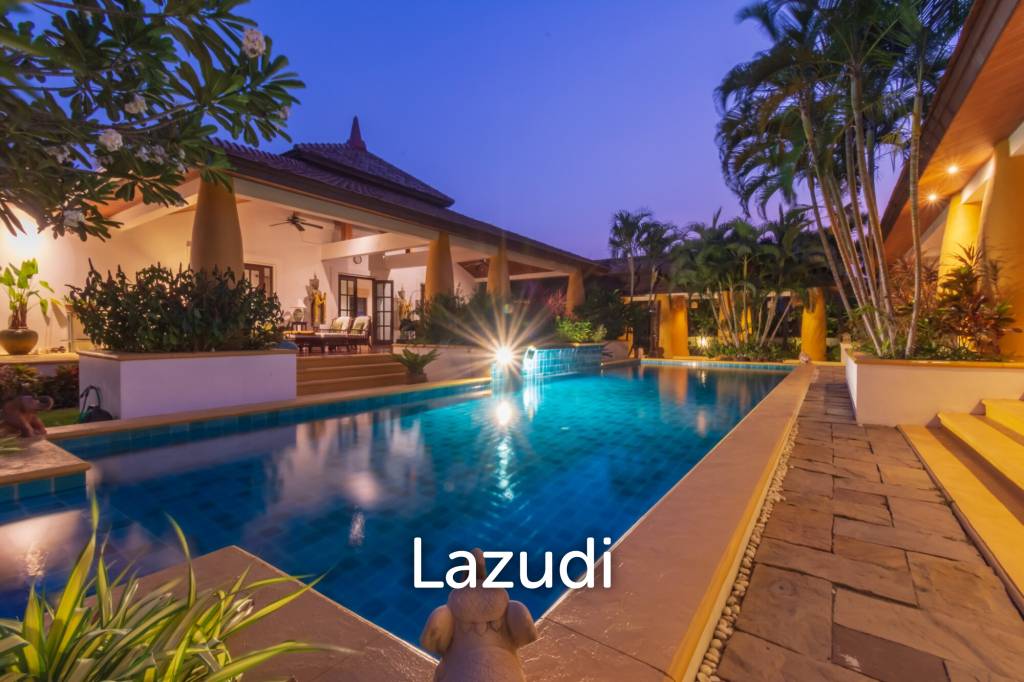 Luxury 5 Bedroom Bali Style Villa - Close to town